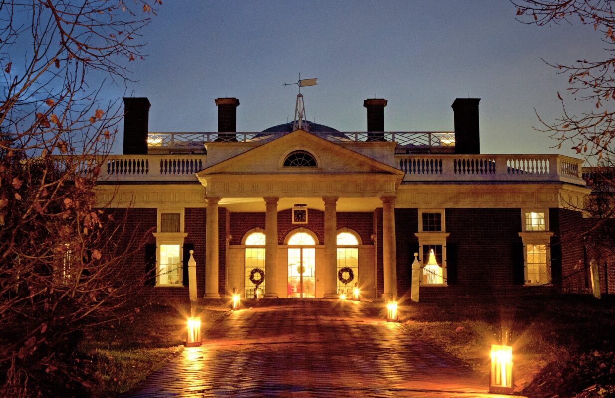 Monticello Evening Candlelight Holiday Tours in Charlottesville