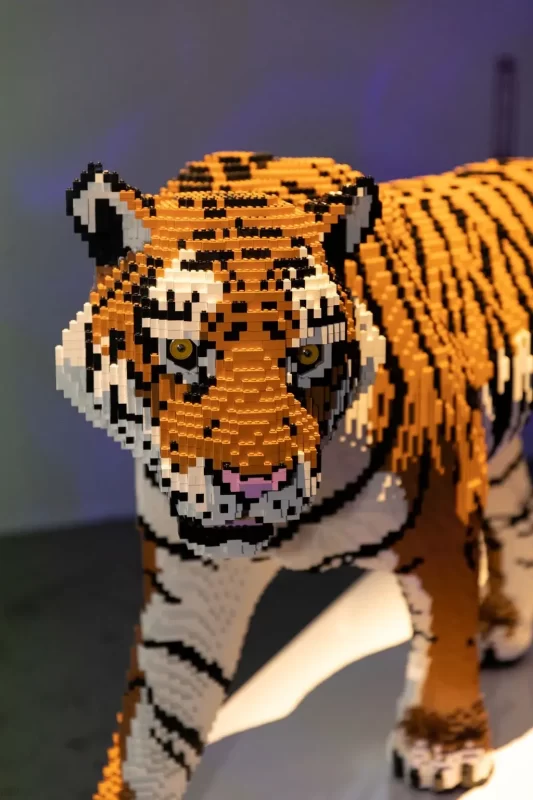 Tiger made of LEGO bricks, Art of the Brick Exhibit